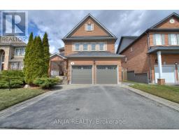 8 TWIN STREAMS ROAD, Whitby, Ontario