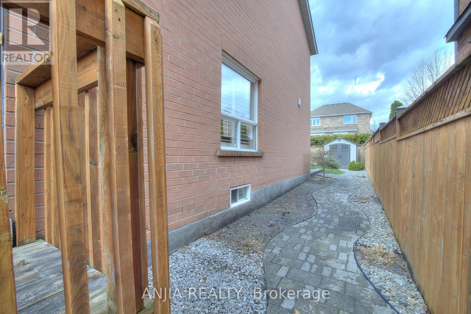 8 Twin Streams Road, Whitby, Ontario  L1P 1P1 - Photo 27 - E12948594