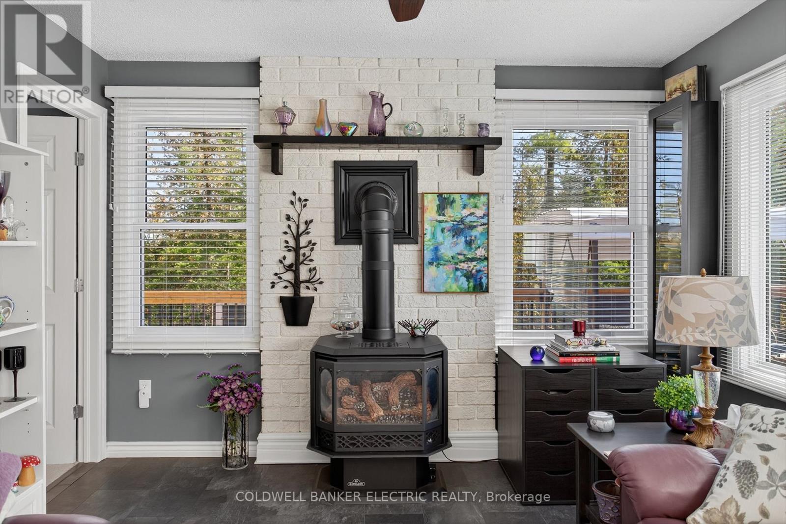 1352 County Rd 49 Road, Kawartha Lakes, Ontario  K0M 1A0 - Photo 14 - X12947458