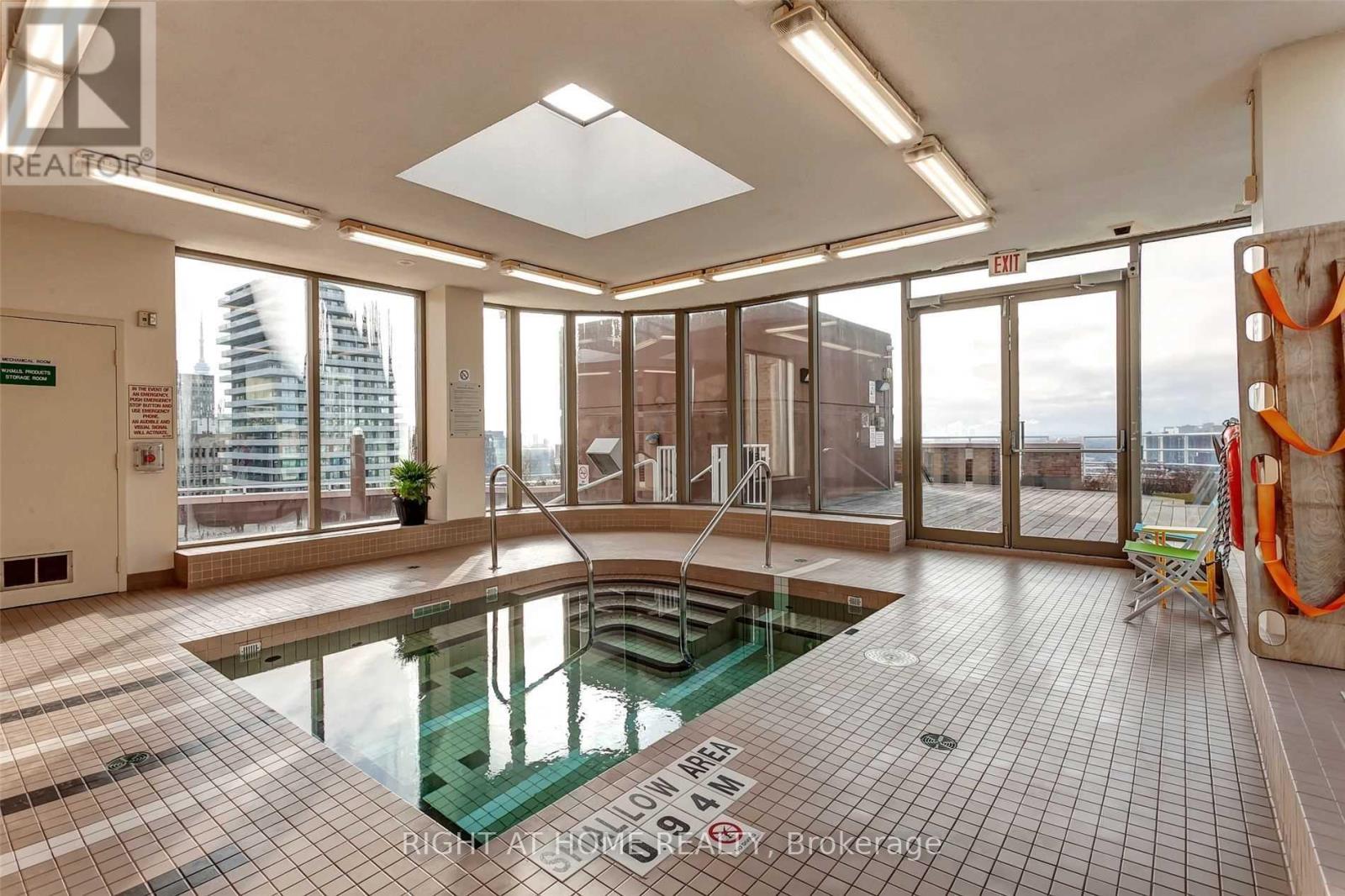 504 - 1055 Bay Street, Toronto, Ontario  M5S 3A3 - Photo 6 - C12956550