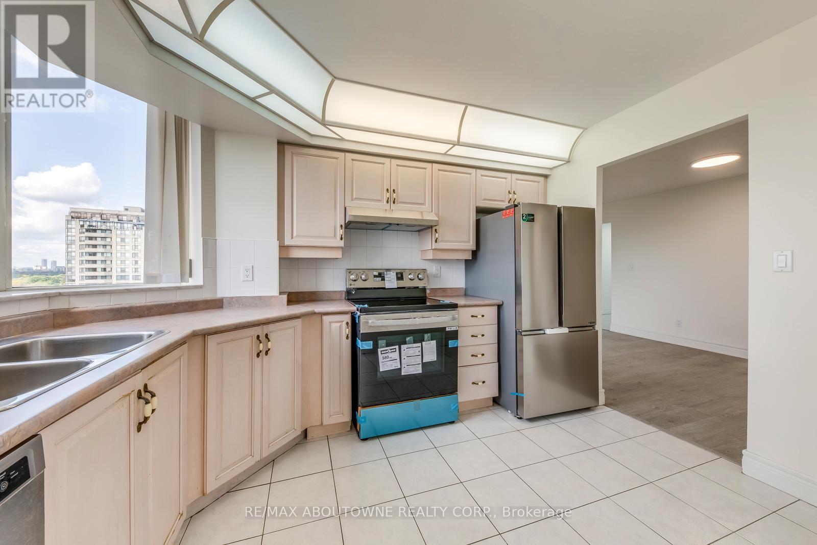 1805 - 5418 Yonge Street, Toronto, Ontario  M2N 6X4 - Photo 25 - C12956568