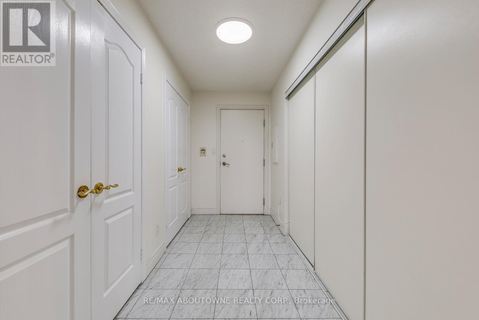 1805 - 5418 Yonge Street, Toronto, Ontario  M2N 6X4 - Photo 4 - C12956568