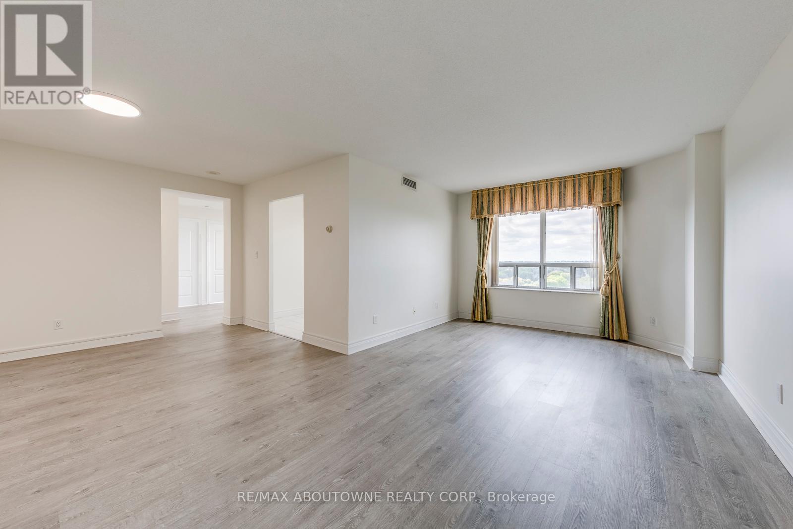 1805 - 5418 Yonge Street, Toronto, Ontario  M2N 6X4 - Photo 5 - C12956568