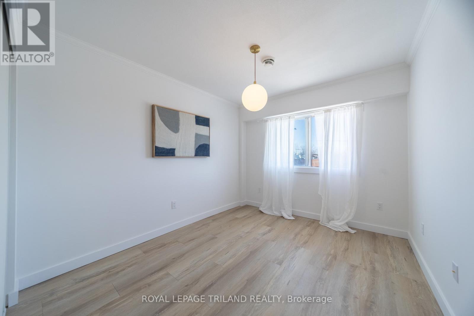 7 - 8 Oak Street, Lambton Shores, Ontario  N0M 1T0 - Photo 39 - X12956574