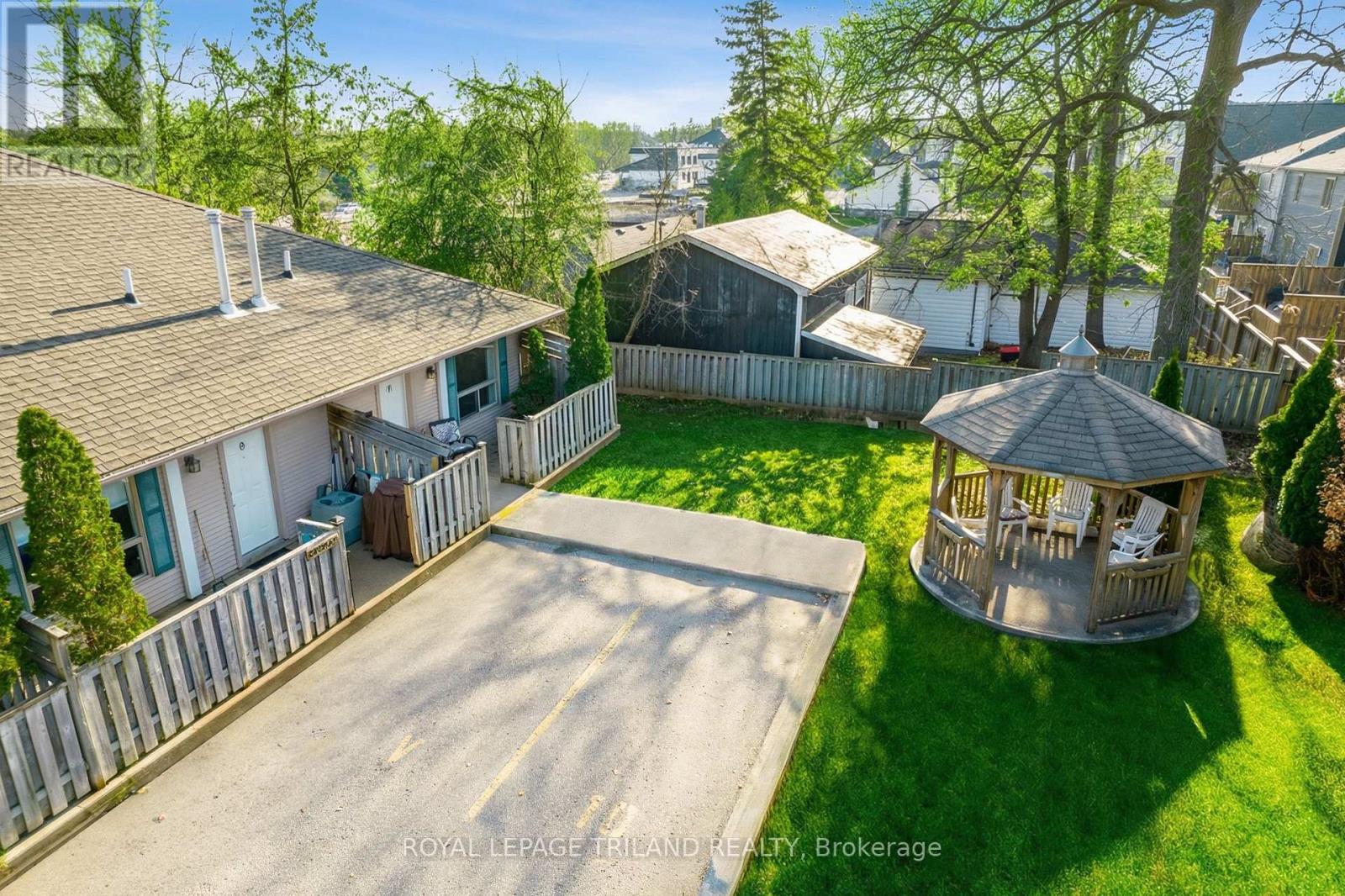 7 - 8 Oak Street, Lambton Shores, Ontario  N0M 1T0 - Photo 44 - X12956574