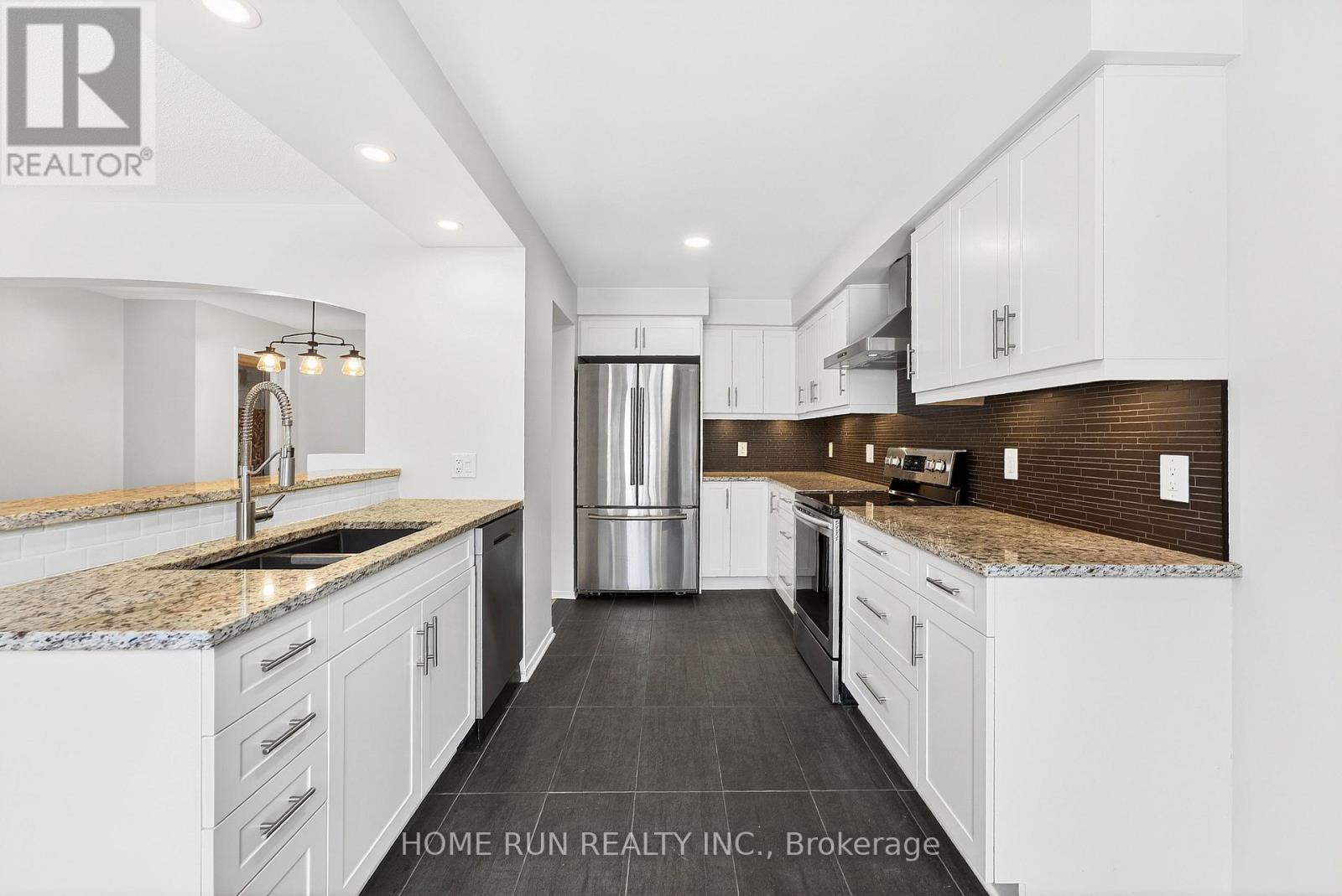 80 Goldridge Drive, Ottawa, Ontario  K2T 1E9 - Photo 12 - X12956558