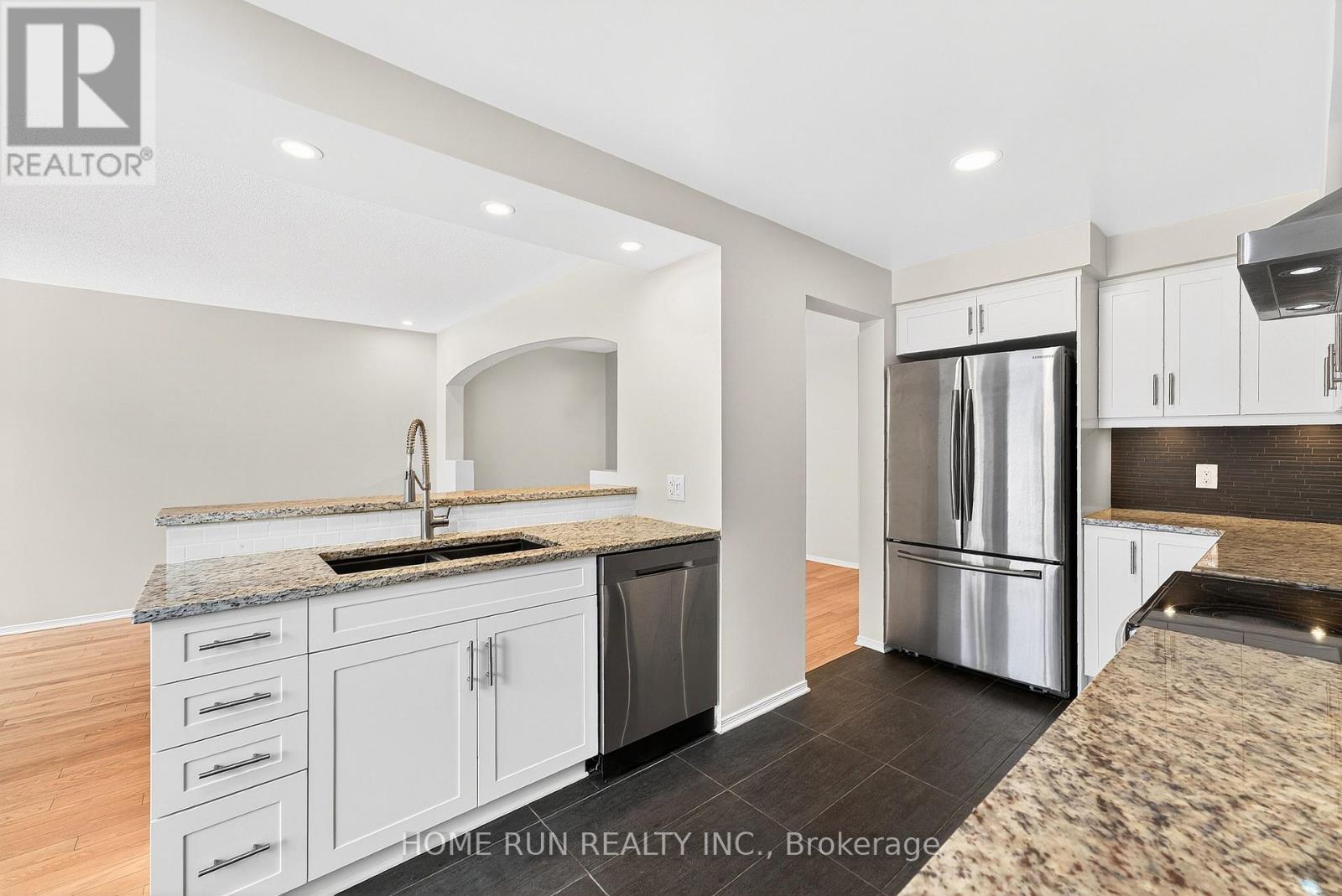 80 Goldridge Drive, Ottawa, Ontario  K2T 1E9 - Photo 15 - X12956558