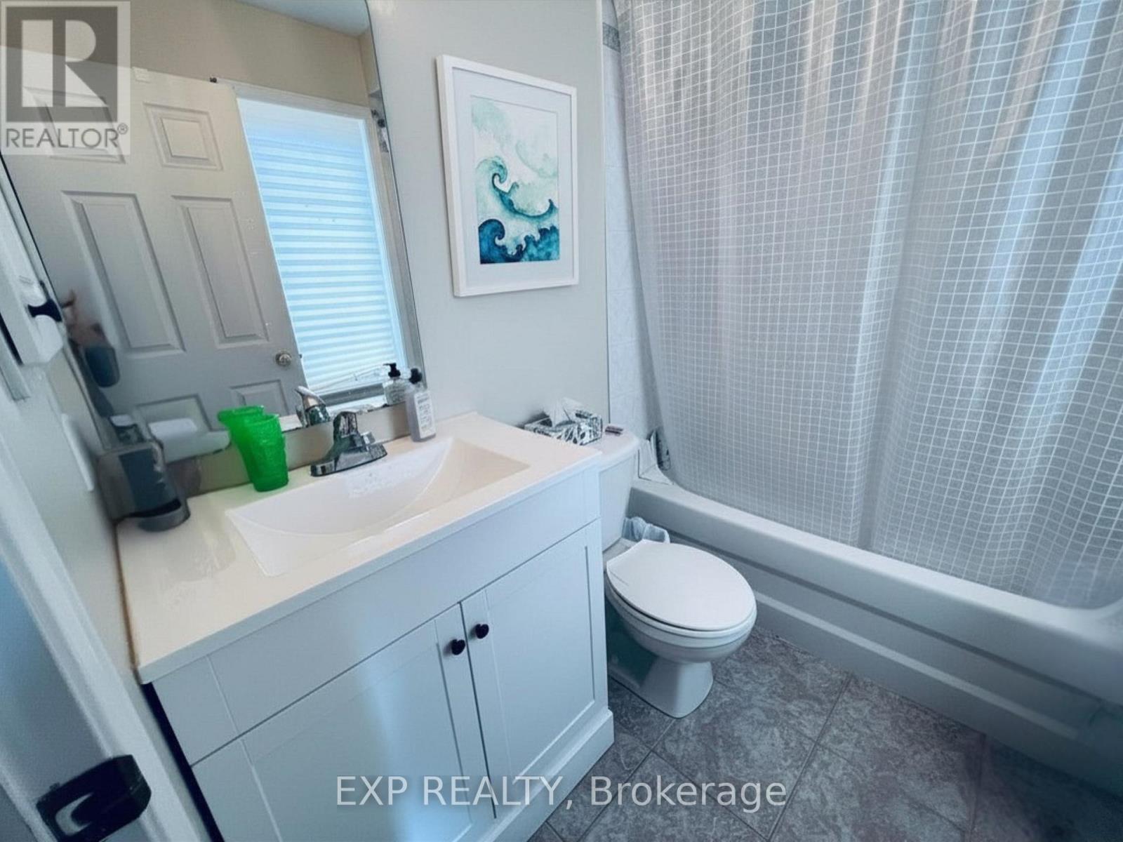 1741 Jobin Crescent, Ottawa, Ontario  K1J 1C4 - Photo 12 - X12956572