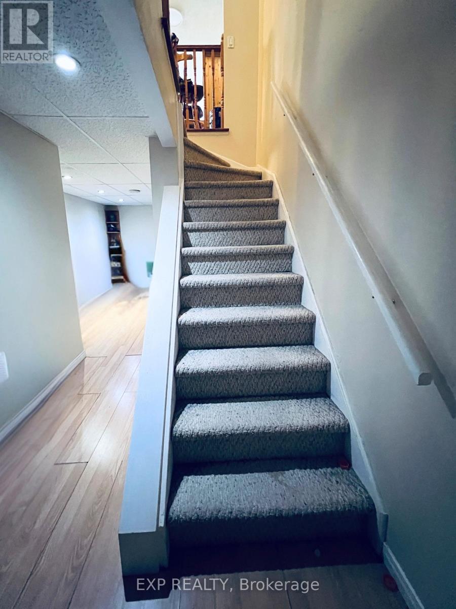 1741 Jobin Crescent, Ottawa, Ontario  K1J 1C4 - Photo 16 - X12956572