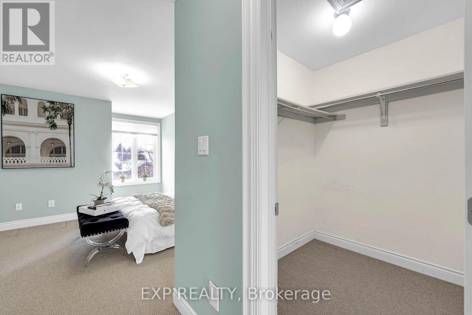 142 Hall Street, Richmond Hill, Ontario  L4C 4N8 - Photo 15 - N12956554