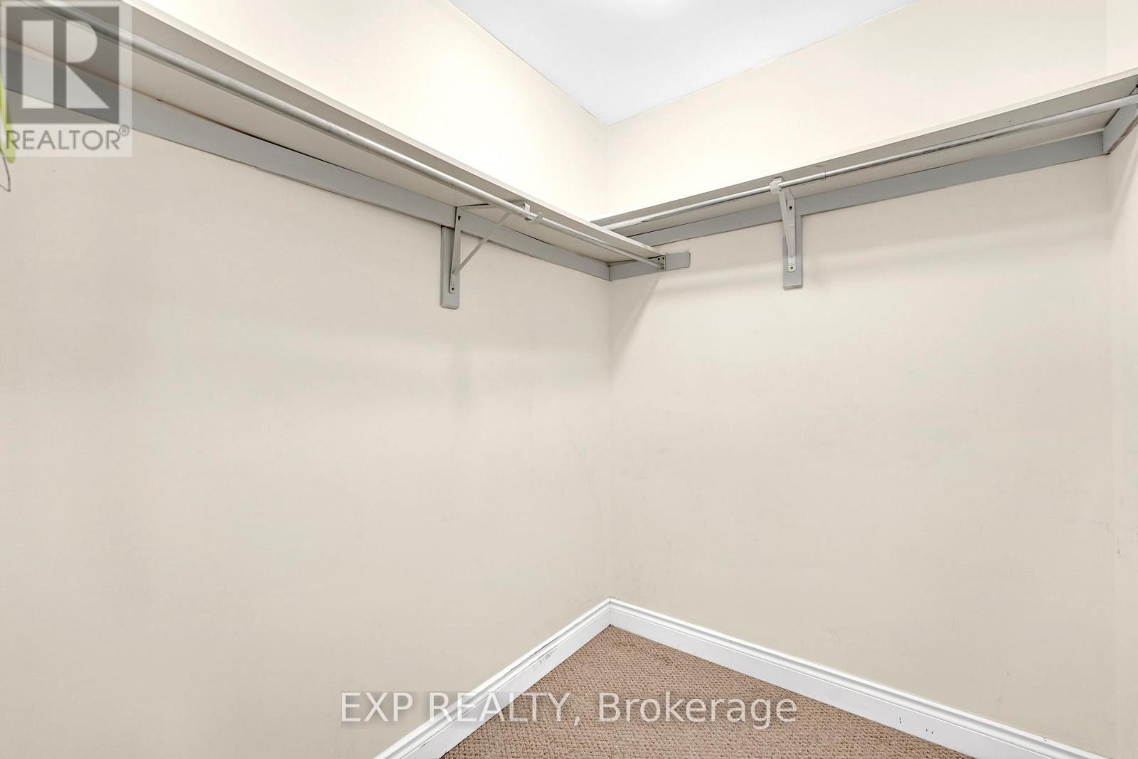 142 Hall Street, Richmond Hill, Ontario  L4C 4N8 - Photo 16 - N12956554