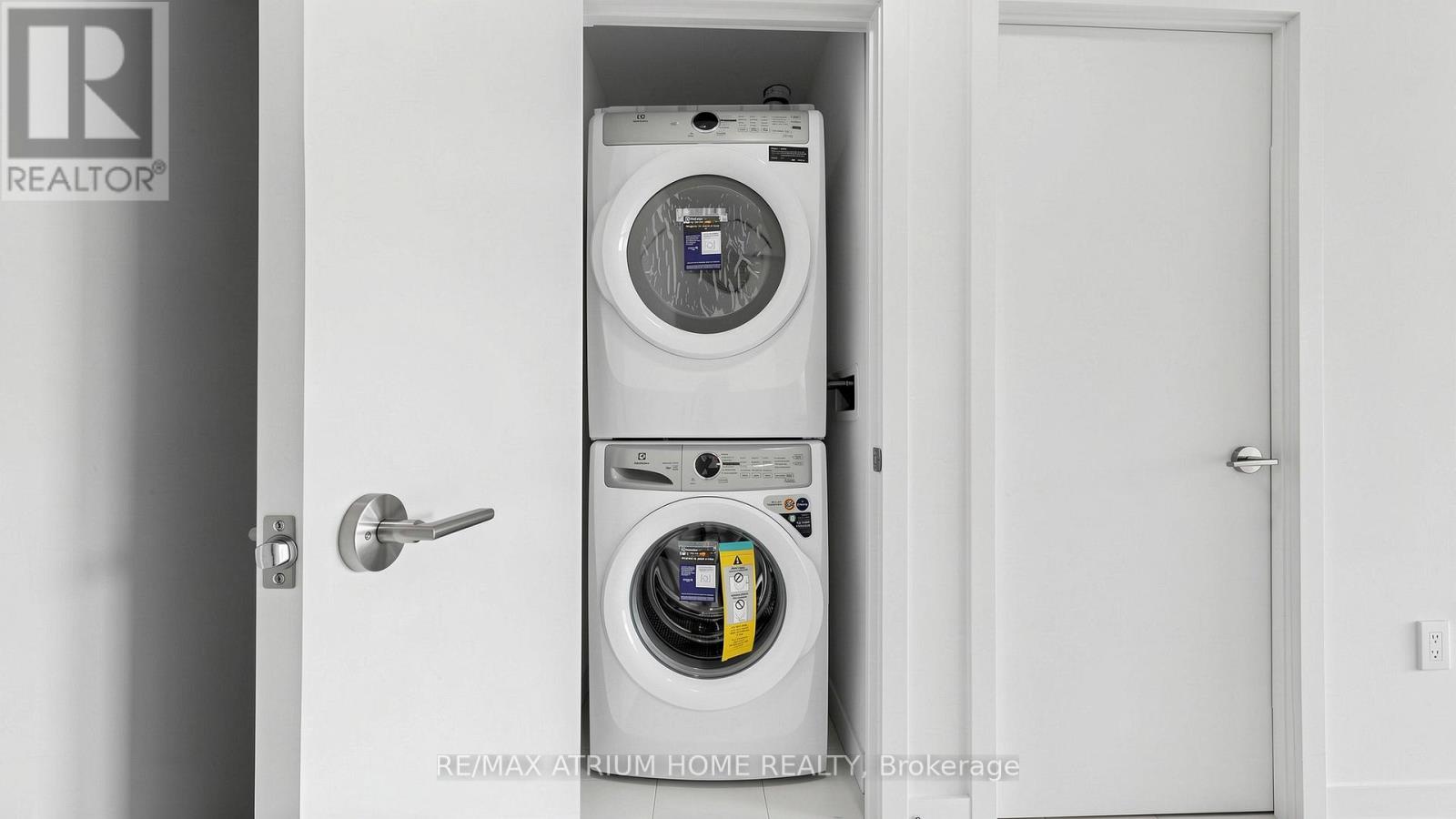 322 - 7 Golden Lion Heights, Toronto, Ontario  M2M 0C1 - Photo 30 - C12954978