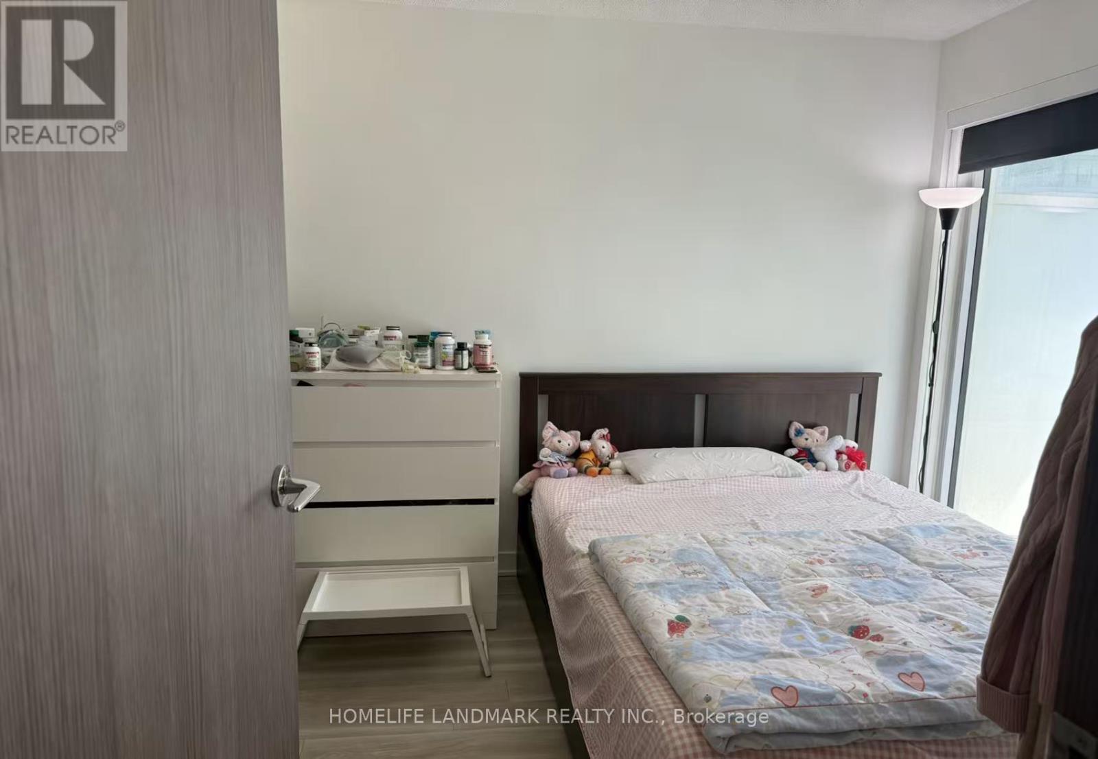 801 - 19 Bathurst Street, Toronto, Ontario  M5V 0N2 - Photo 8 - C12956580