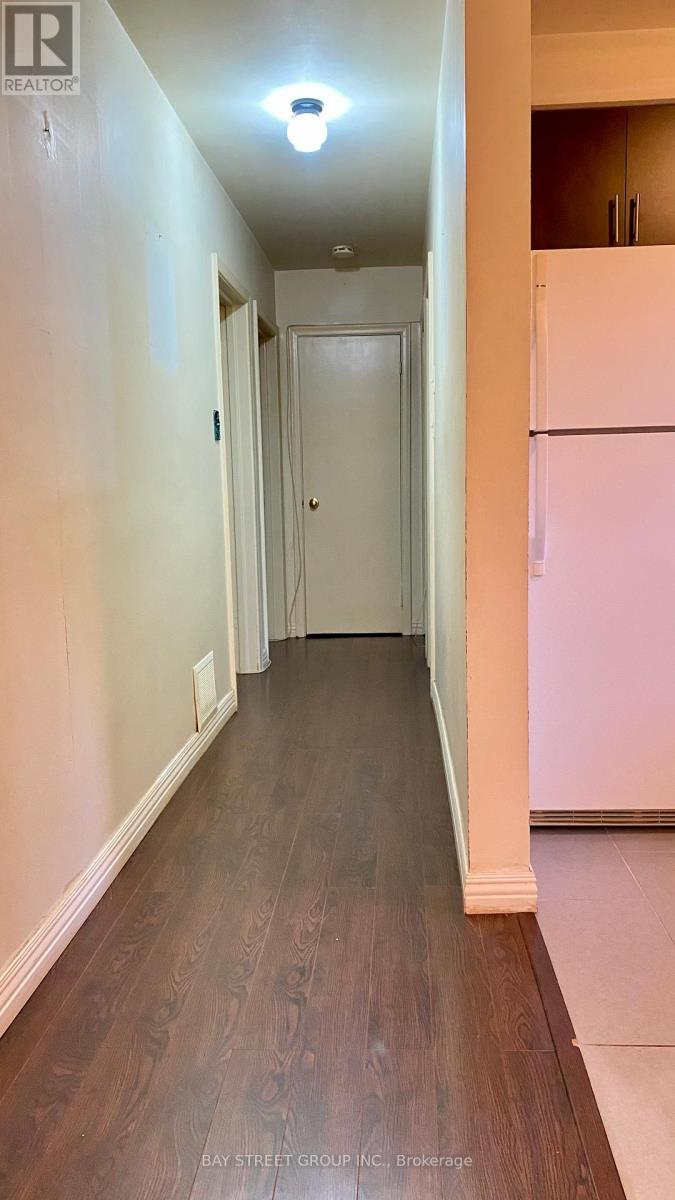 Main - 93 Cartier Crescent, Richmond Hill, Ontario  L4C 2N3 - Photo 12 - N12745904