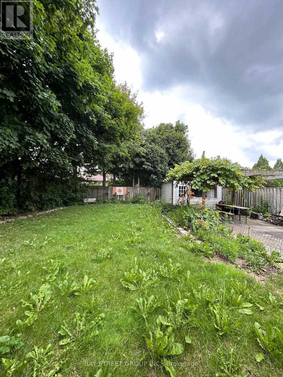 Main - 93 Cartier Crescent, Richmond Hill, Ontario  L4C 2N3 - Photo 16 - N12745904