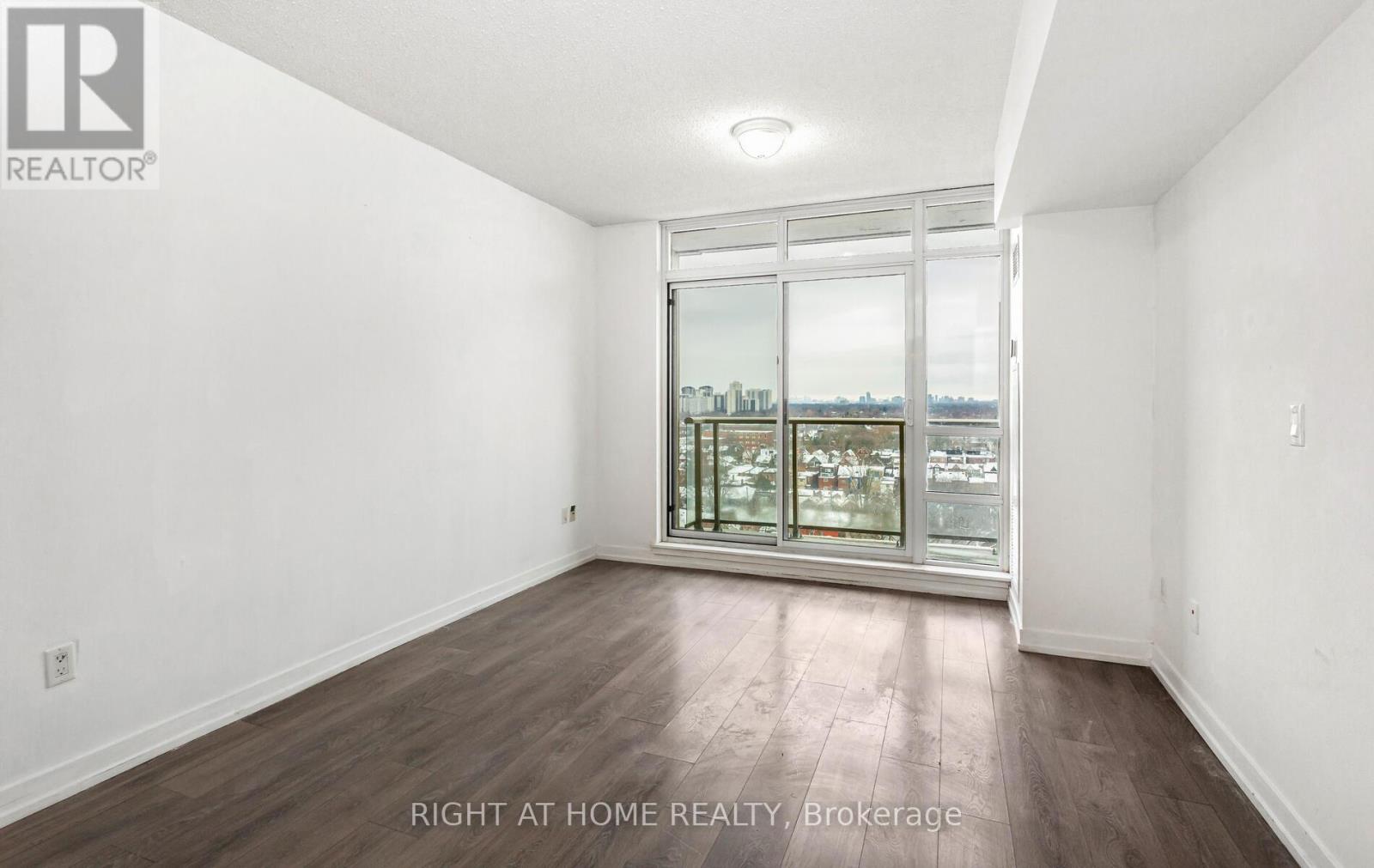 1115 - 812 Lansdowne Avenue, Toronto, Ontario  M6H 4K5 - Photo 11 - W12956570