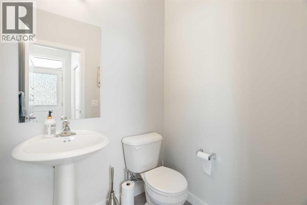 133 Heartland Boulevard, Cochrane, Alberta  T4C 2P9 - Photo 12 - A2279524