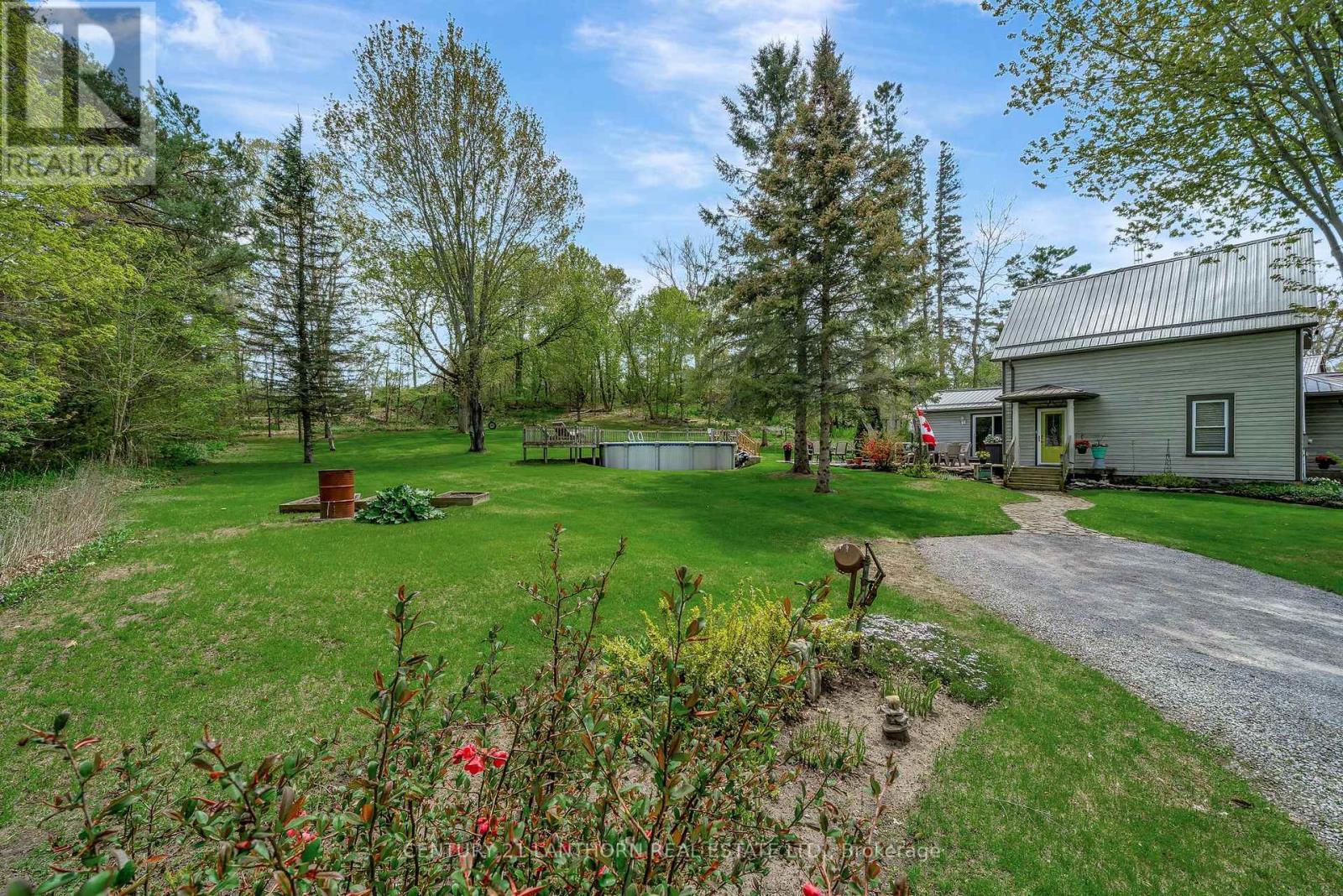 1647 County 10 Road, Prince Edward County, Ontario  K0K 1P0 - Photo 3 - X12847556