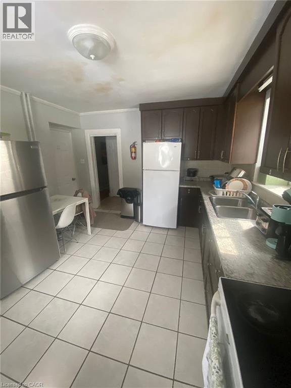 9 Waterloo Avenue, Guelph, Ontario  N1H 3H2 - Photo 2 - 40817601