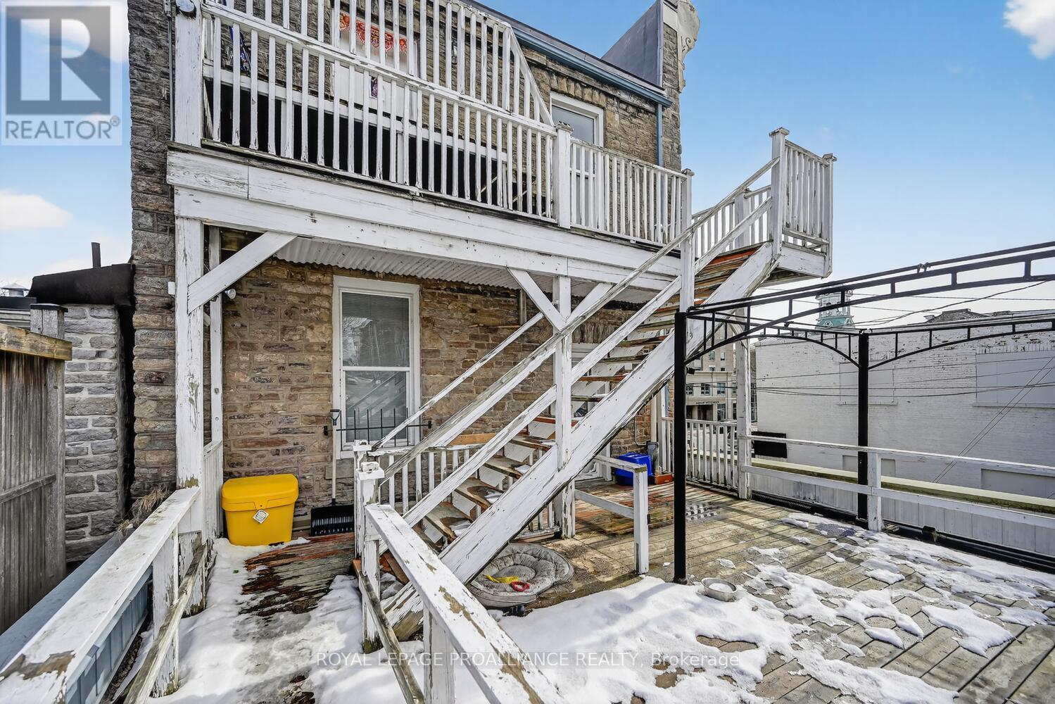 2 -42 King Street E, Brockville, Ontario  K6V 1B1 - Photo 11 - X12956588