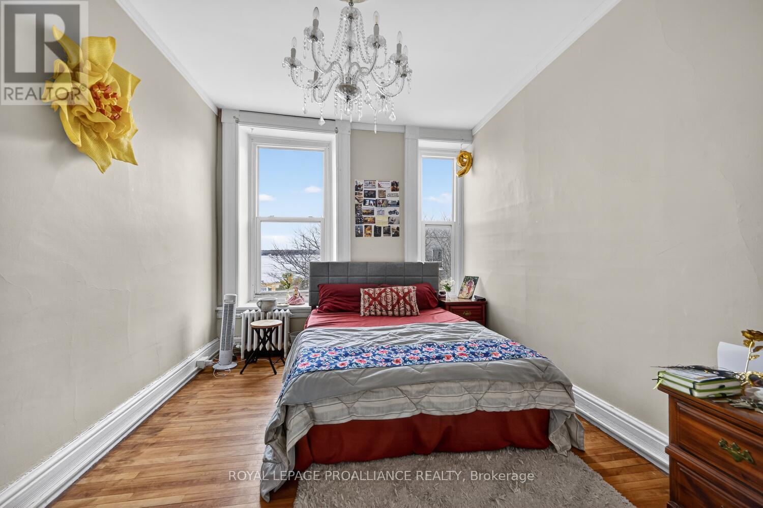 2 -42 King Street E, Brockville, Ontario  K6V 1B1 - Photo 4 - X12956588