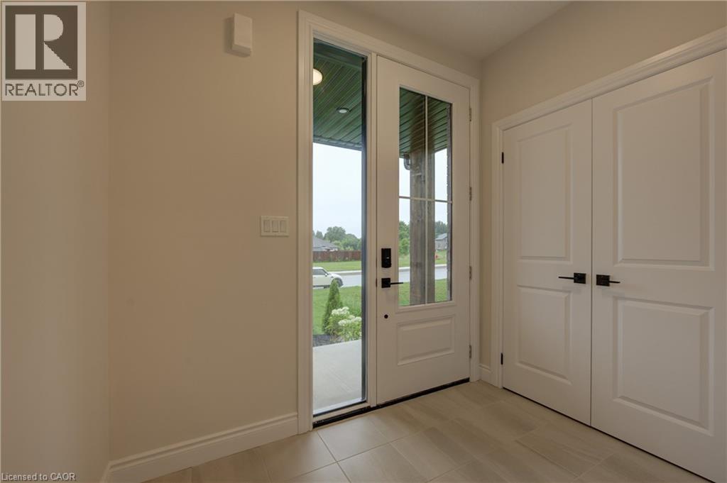 30 Anne Street W, Harriston, Ontario  N0G 1Z0 - Photo 3 - 40817598