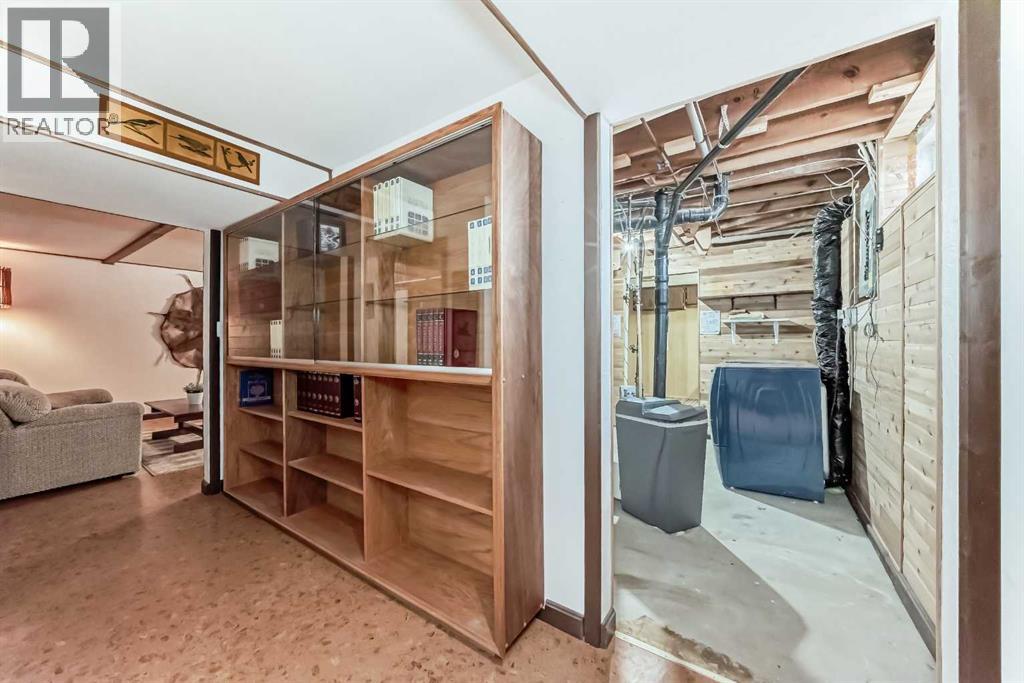 752 Cedarille Way SW, Calgary, Alberta  T2W 2G7 - Photo 30 - A2295915