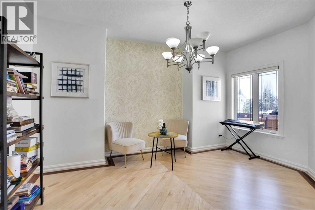 6 Strathridge Way Sw, Calgary, Alberta T3H 3S3 - Photo 9 - A2298508