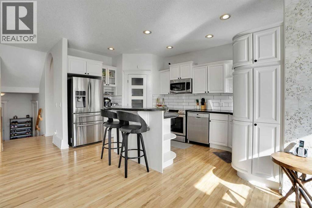 6 Strathridge Way Sw, Calgary, Alberta T3H 3S3 - Photo 19 - A2298508