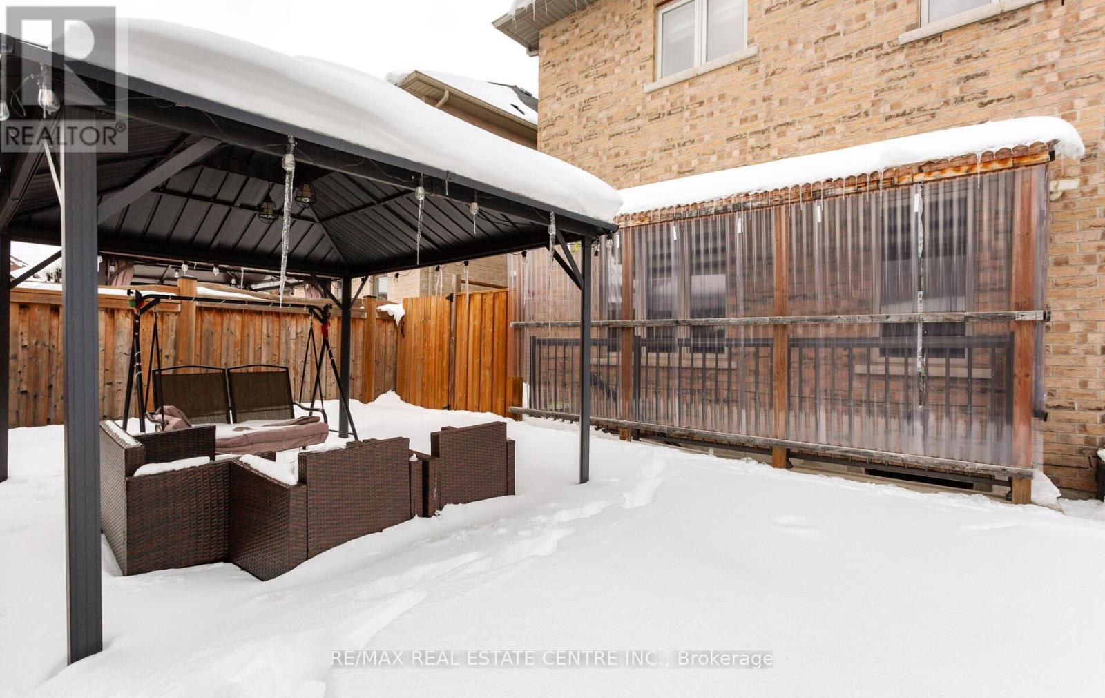 49 Bucksaw Street, Brampton, Ontario  L7A 4R3 - Photo 45 - W12956582