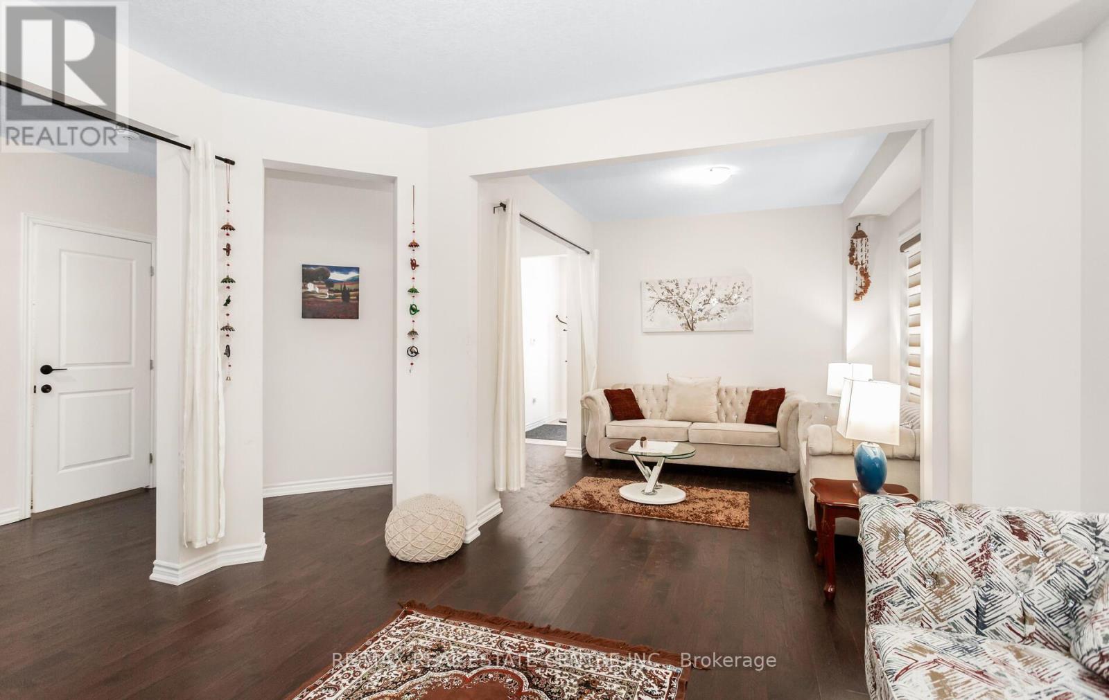 49 Bucksaw Street, Brampton, Ontario  L7A 4R3 - Photo 8 - W12956582