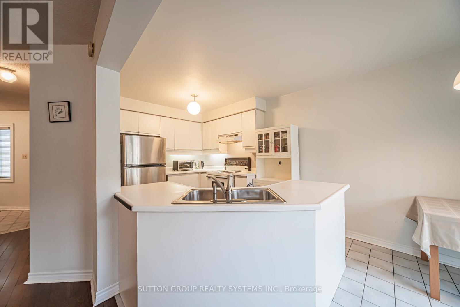 48 - 2275 Credit Valley Road, Mississauga, Ontario  L5M 4N5 - Photo 13 - W12956584