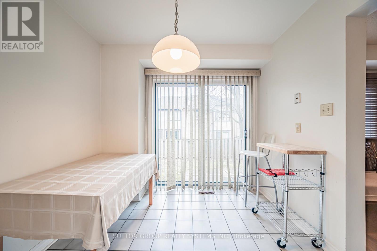 48 - 2275 Credit Valley Road, Mississauga, Ontario  L5M 4N5 - Photo 16 - W12956584