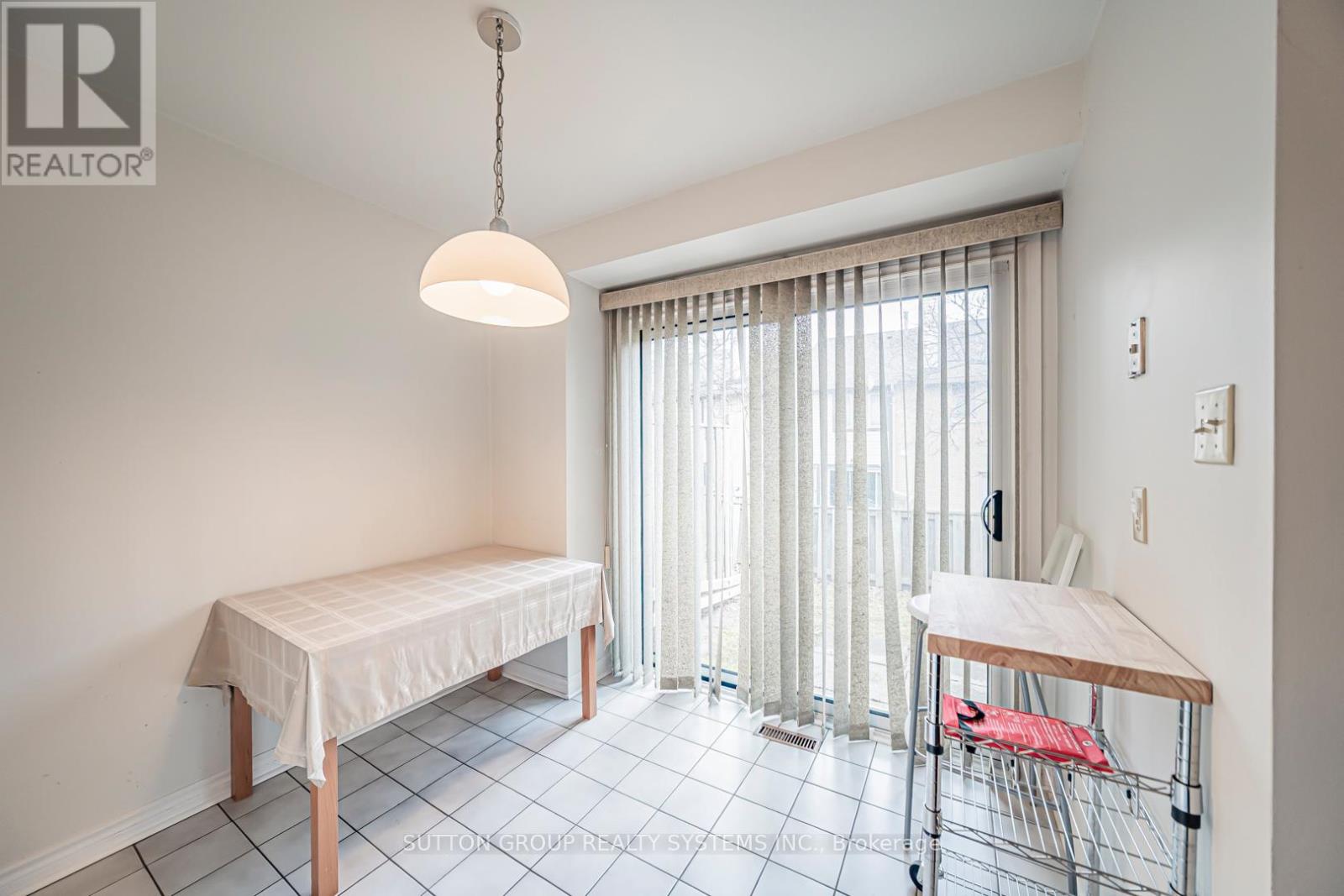 48 - 2275 Credit Valley Road, Mississauga, Ontario  L5M 4N5 - Photo 17 - W12956584