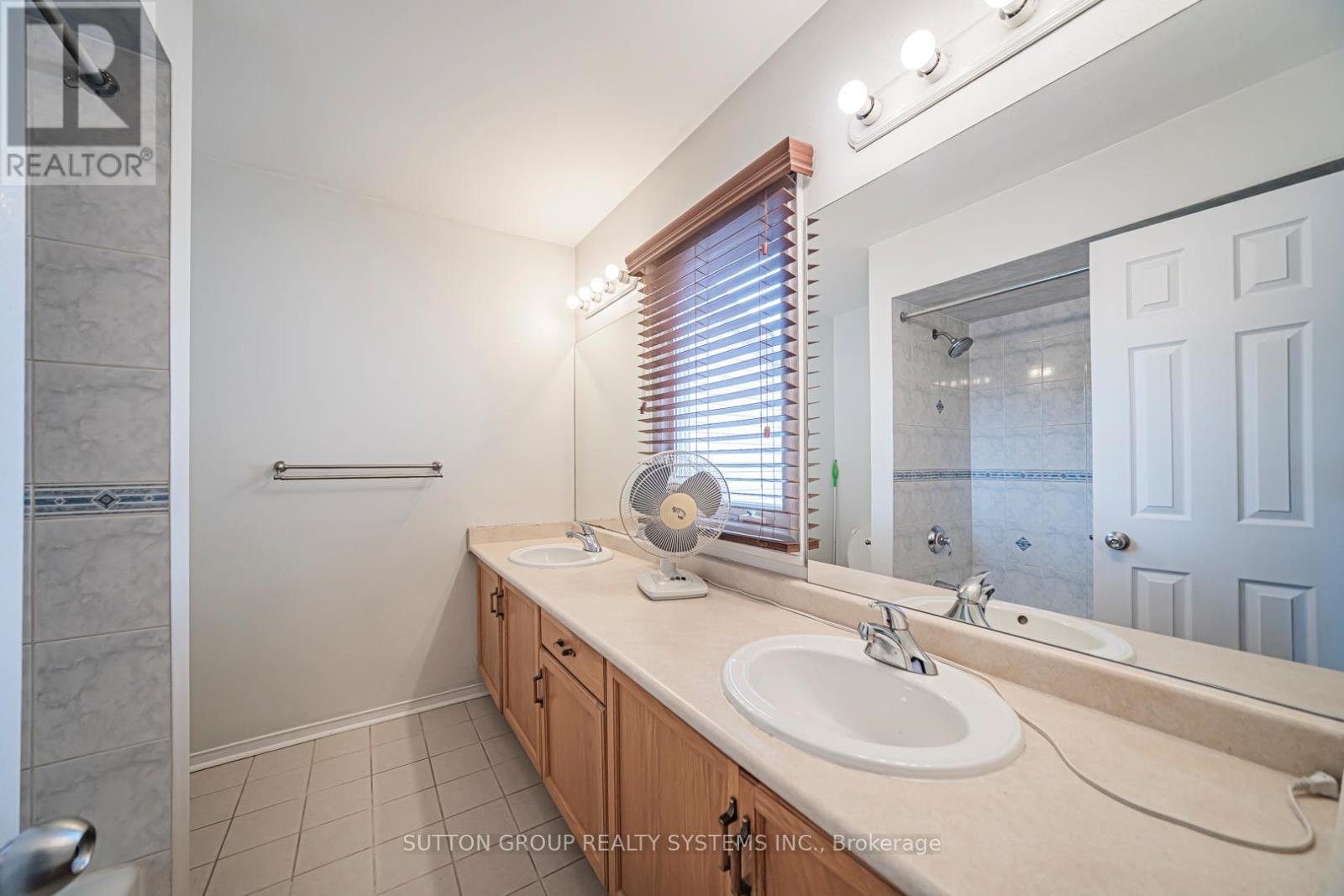 48 - 2275 Credit Valley Road, Mississauga, Ontario  L5M 4N5 - Photo 32 - W12956584