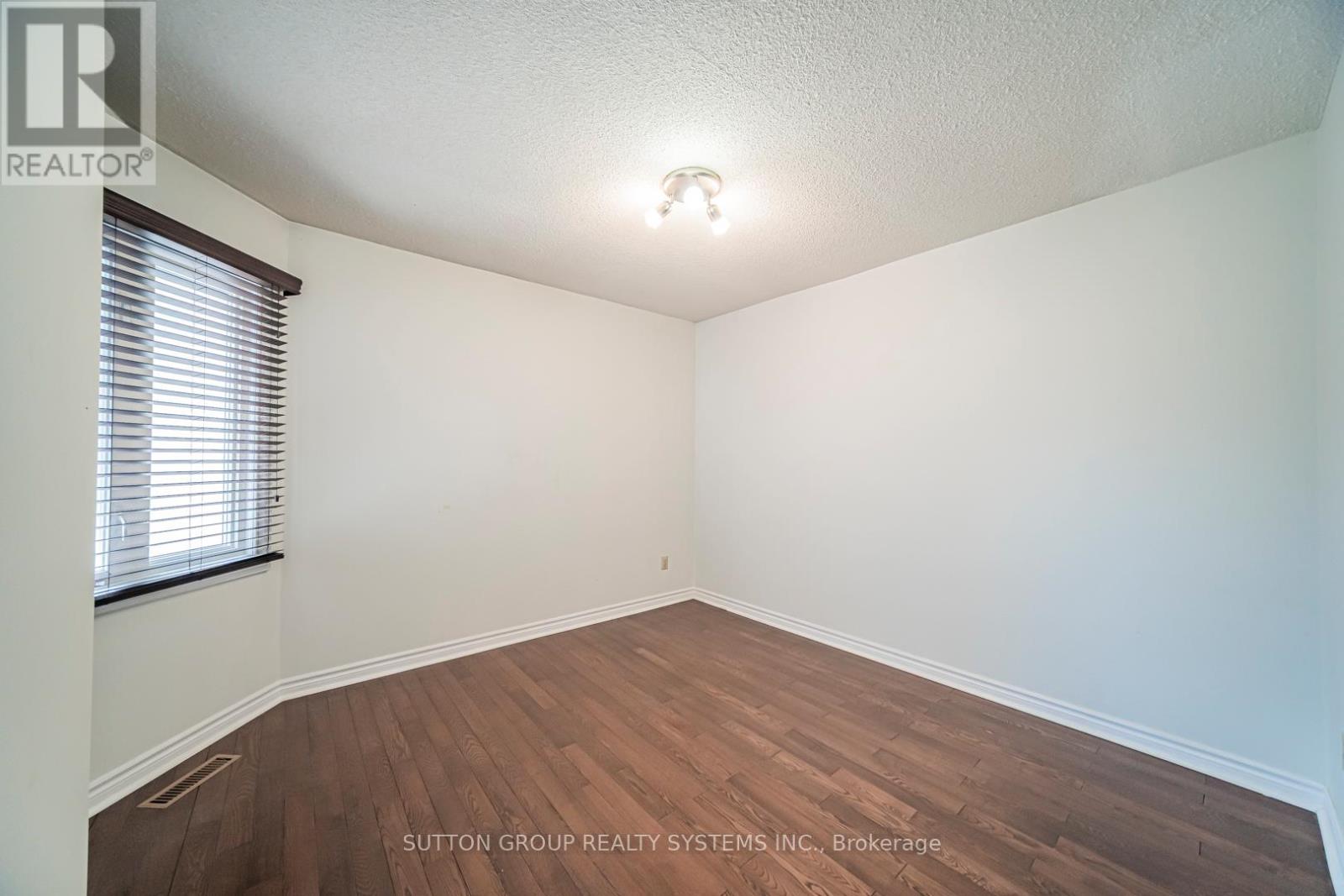 48 - 2275 Credit Valley Road, Mississauga, Ontario  L5M 4N5 - Photo 9 - W12956584