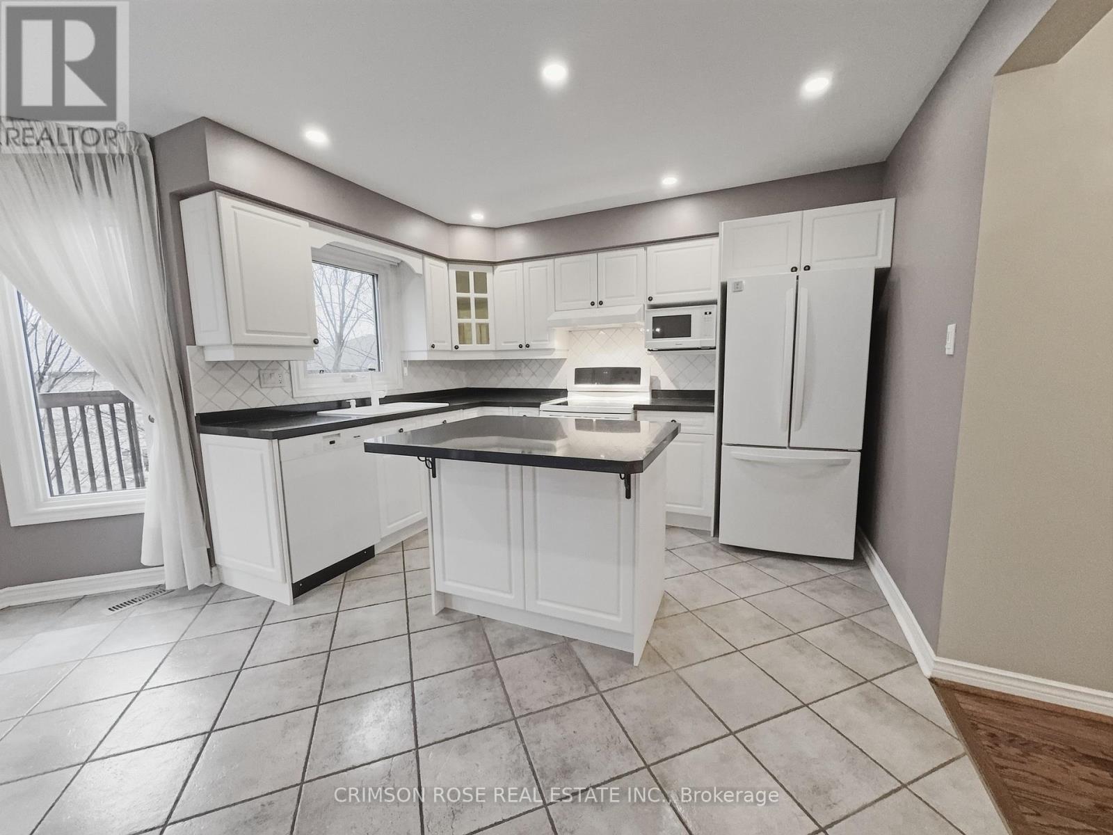 Upper - 2099 Blacksmith Lane, Oakville, Ontario  L6M 3A3 - Photo 17 - W12956586