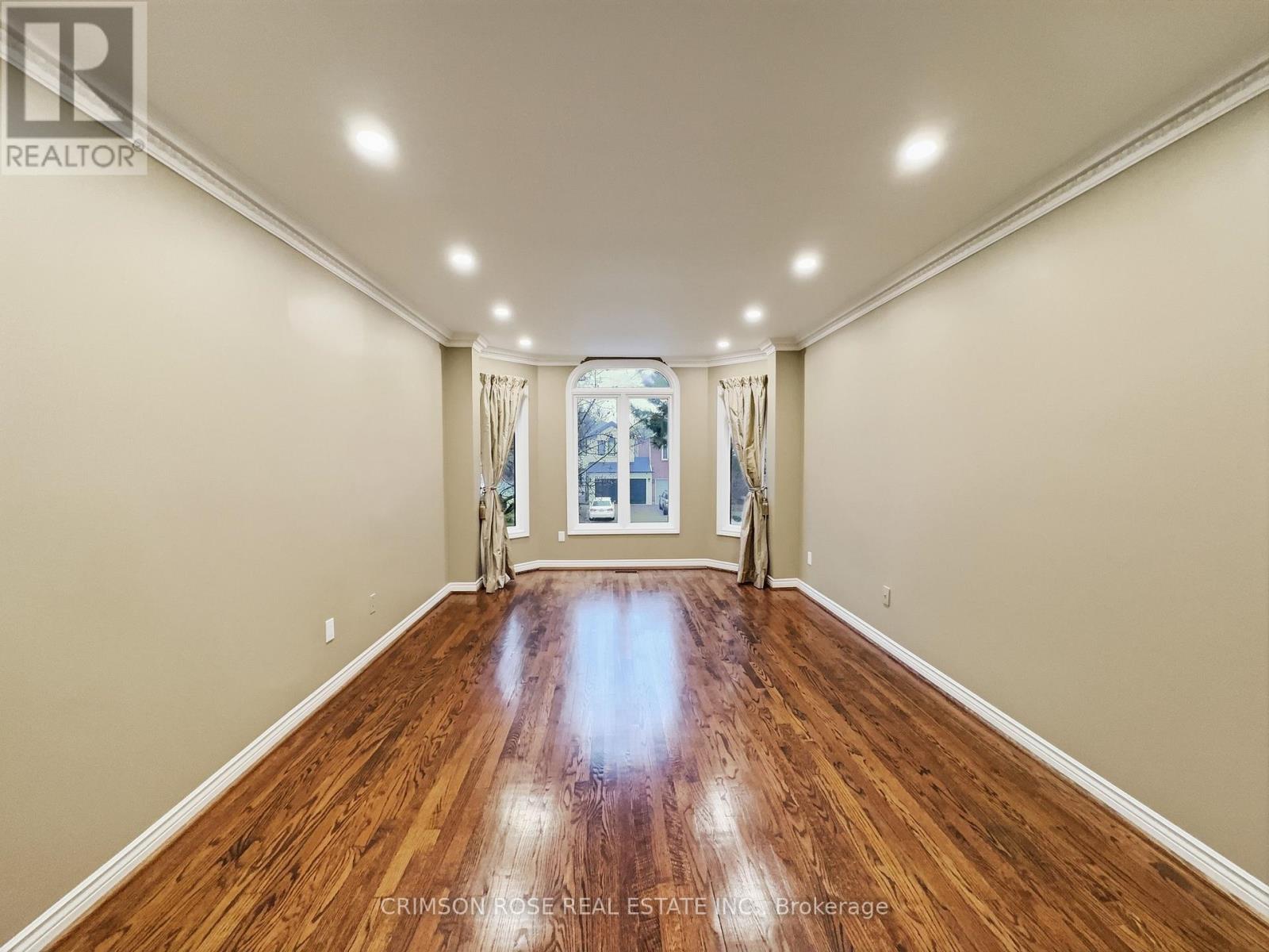 Upper - 2099 Blacksmith Lane, Oakville, Ontario  L6M 3A3 - Photo 9 - W12956586