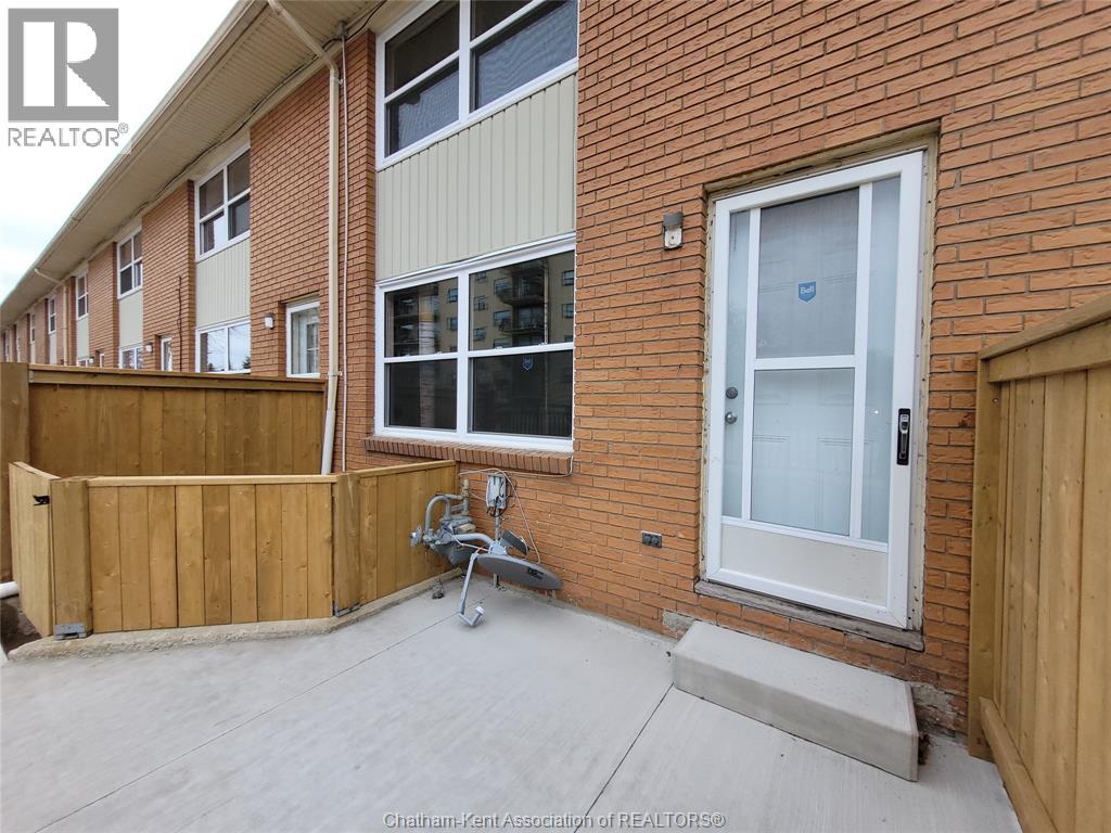 834 Exmouth Street Unit# 21, Sarnia, Ontario  N7T 5R2 - Photo 5 - 26005844