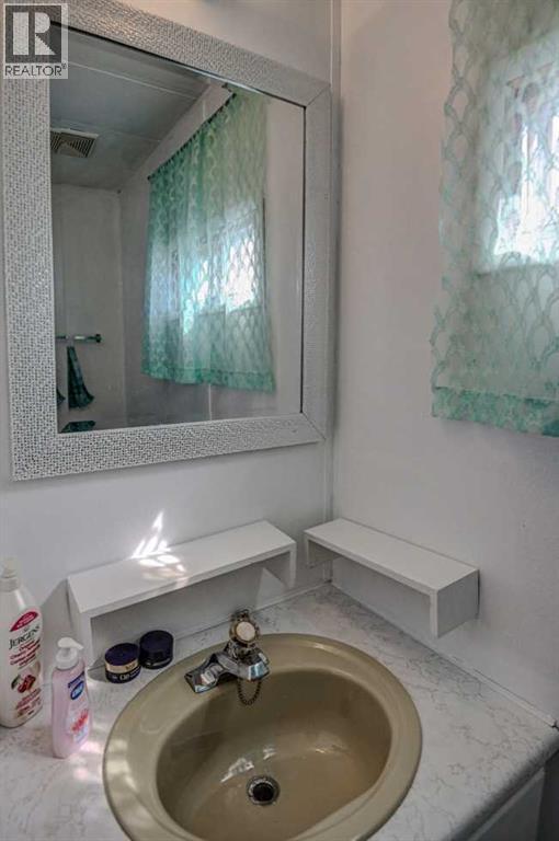 362, 3223 83 Street NW, Calgary, Alberta  T3B 5N9 - Photo 12 - A2299003