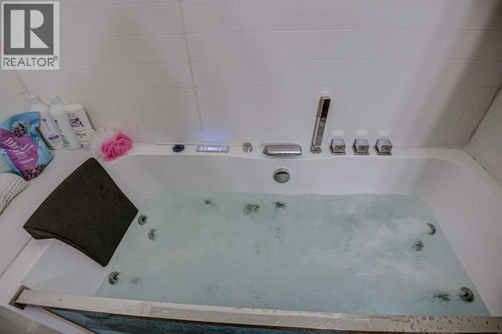 362, 3223 83 Street NW, Calgary, Alberta  T3B 5N9 - Photo 17 - A2299003