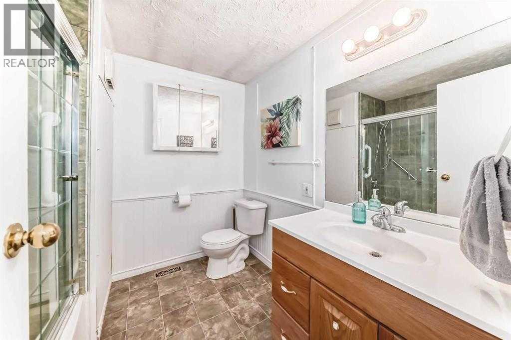 93 Huntstrom Drive NE, Calgary, Alberta  T2K 5V5 - Photo 41 - A2297118