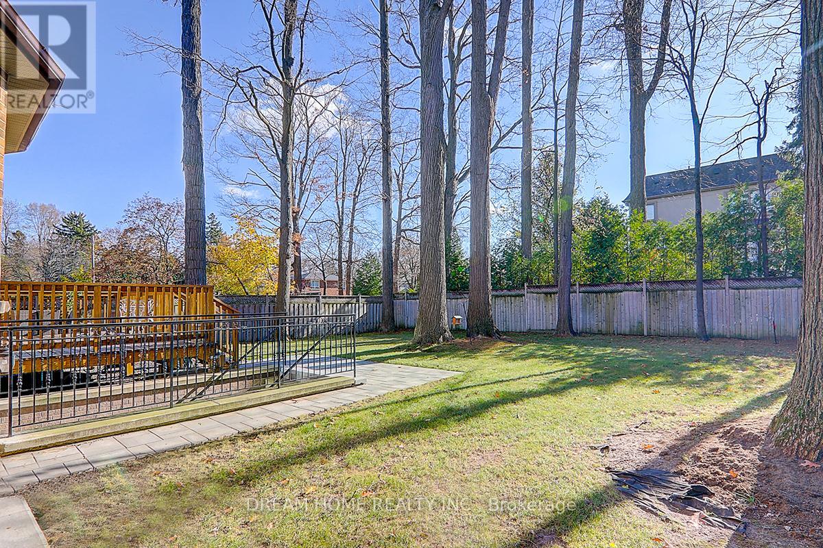 225 Dunforest Avenue, Toronto, Ontario  M2N 4J6 - Photo 46 - C12956594