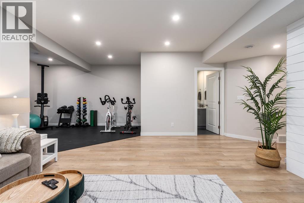 7270 11 Avenue Sw, Calgary, Alberta  T3H 3V5 - Photo 31 - A2296135