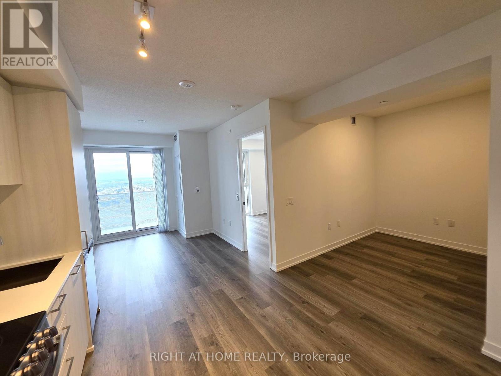 3310 - 195 Commerce Street, Vaughan, Ontario  L4K 0P9 - Photo 3 - N12956602