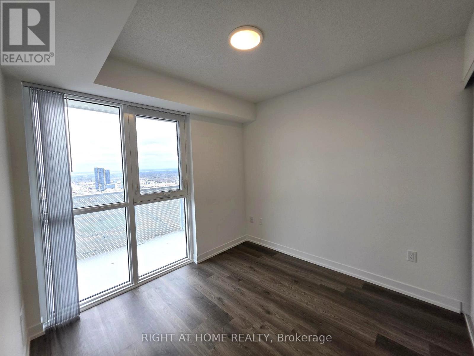 3310 - 195 Commerce Street, Vaughan, Ontario  L4K 0P9 - Photo 4 - N12956602