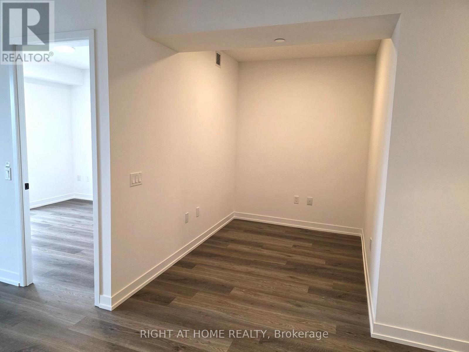 3310 - 195 Commerce Street, Vaughan, Ontario  L4K 0P9 - Photo 5 - N12956602