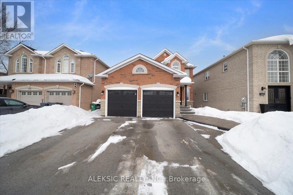 33 Hillpath Crescent, Brampton, Ontario  L6Z 4T7 - Photo 34 - W12884902