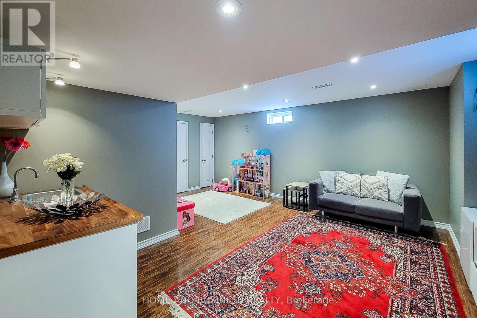 355 Chuchmach Close, Milton, Ontario  L9T 8B7 - Photo 32 - W12956606