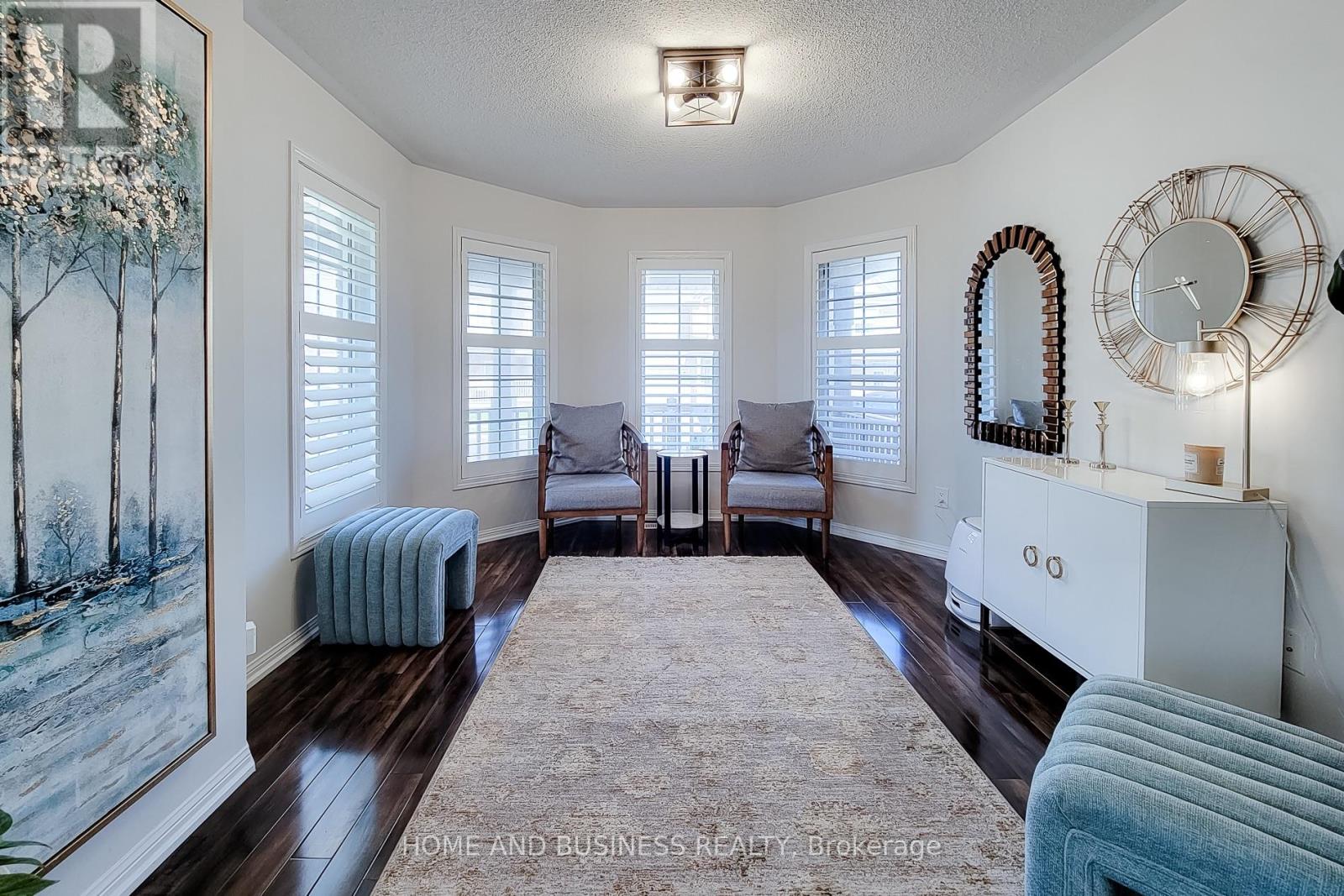 355 Chuchmach Close, Milton, Ontario  L9T 8B7 - Photo 8 - W12956606